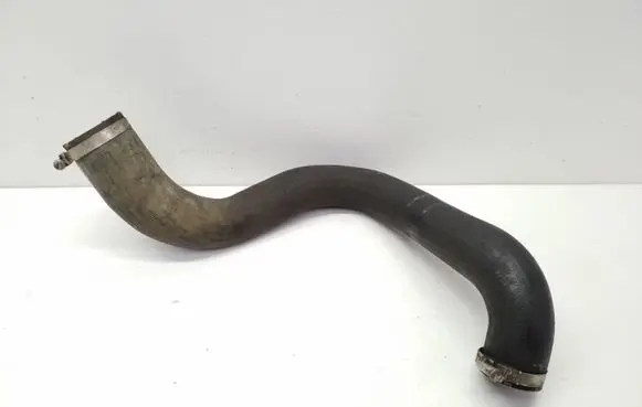 Intercooler hose/pipe