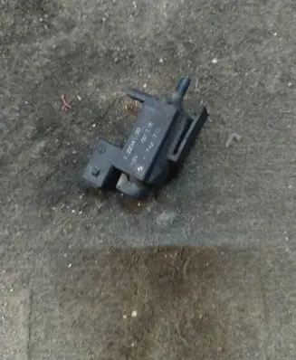 BMW 5 E60 E61 Turbo solenoid valve 1742712