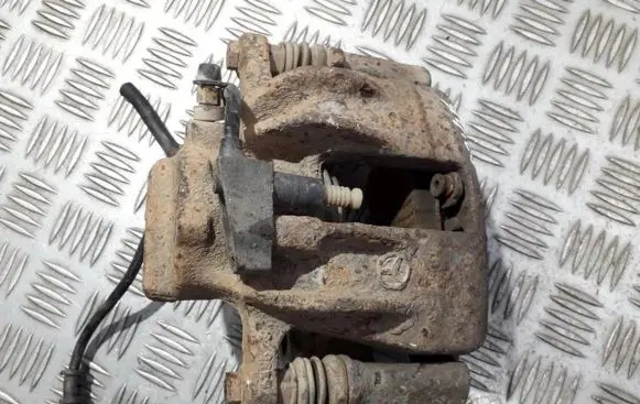 Mercedes-Benz C W202 Front brake caliper