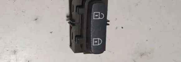 Volvo V70 Central locking switch button 30710475 03451600