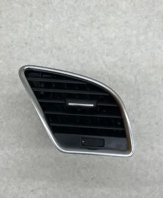 Audi A5 8T 8F Dashboard side air vent grill/cover trim 8T1820902C
