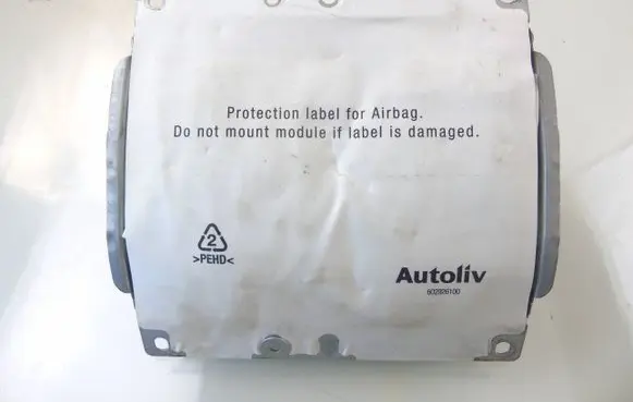 Volvo C30 Passenger airbag 8623351