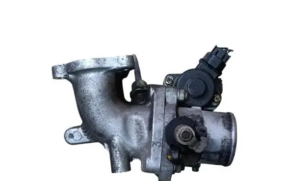 Toyota Corolla E120 E130 Throttle valve 27020 270202021