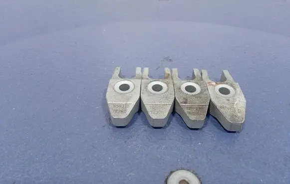 Opel Insignia A Fuel injector 1159330