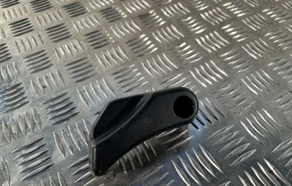 BMW X3 F25 Engine bonnet (hood) release handle 9175035