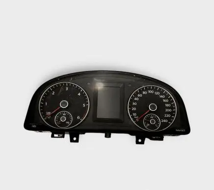 Volkswagen Touran II Speedometer (instrument cluster) 1T0920871D VDD02416