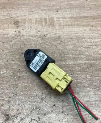Toyota Corolla E120 E130 Airbag deployment crash/impact sensor 8983105010