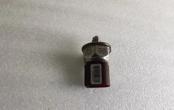 Audi Q7 4L Fuel pressure sensor 03C906051C
