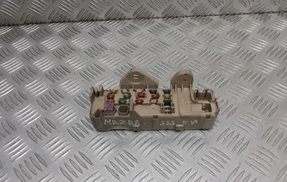 Mazda 323 F Fuse box set 0J24-1323