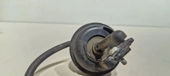 Mercedes-Benz E W210 Valve vacuum A1121410069