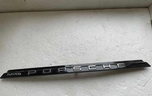 Porsche Panamera (971) Tailgate trim