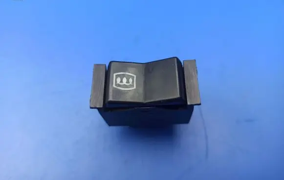 Mercedes-Benz S W116 Windscreen/window heater switch 03812510