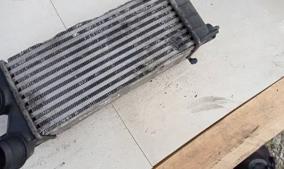 Peugeot 3008 I Intercooler radiator 9684212480