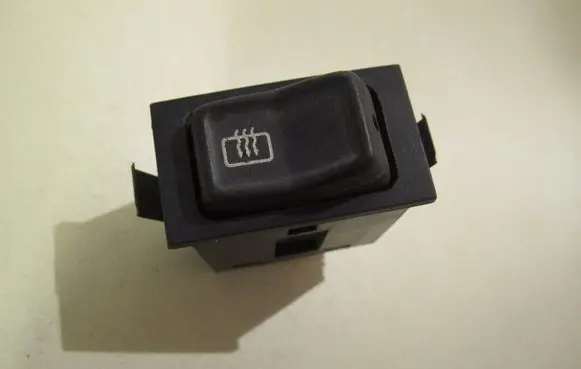 Windscreen/window heater switch