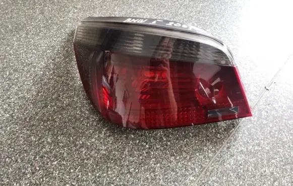BMW 5 E60 E61 Rear/tail lights 6910767