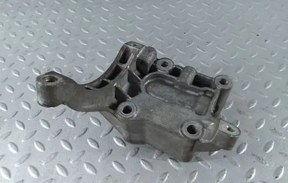 Audi A6 C7 A/C compressor mount bracket 059145169AN