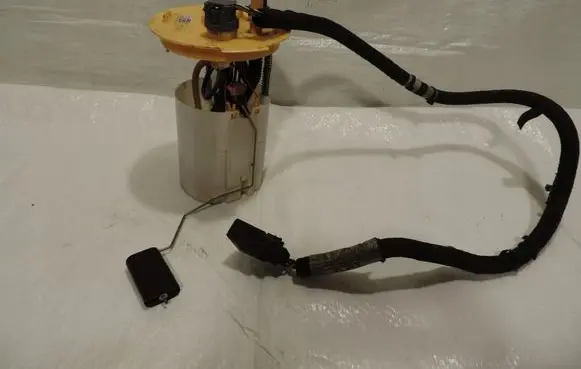 Ford Mondeo MK V In-tank fuel pump DG939H307HE