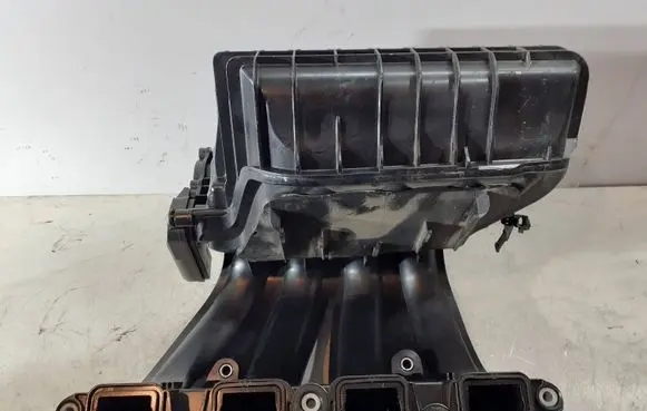 BMW 1 E81 E87 Intake manifold 7529432