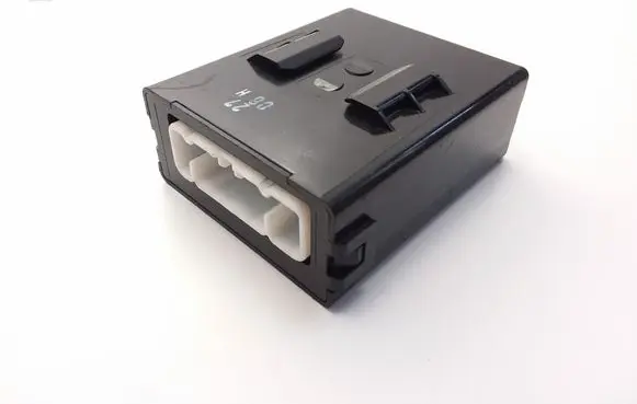 Toyota Corolla E120 E130 Other control units/modules 8865002390 2772000631