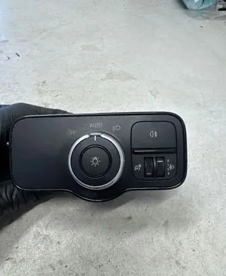 Mercedes-Benz Sprinter W907 W910 Light switch A9079053302