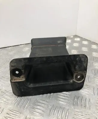 BMW 5 GT F07 Air intake duct part 74850610 7185168 GF30100