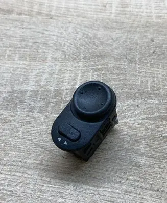 Opel Astra G Wing mirror switch 09226681