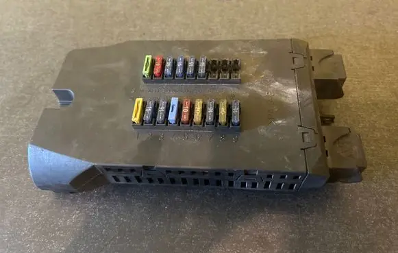 Mercedes-Benz Vito Viano W638 Fuse module 08501003 0005400950