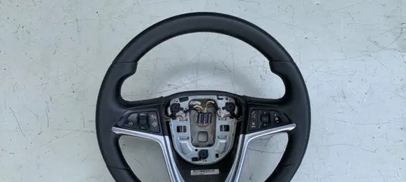 Opel Astra J Steering wheel 13351028