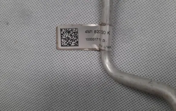 Audi Q7 4M Air conditioning (A/C) pipe/hose