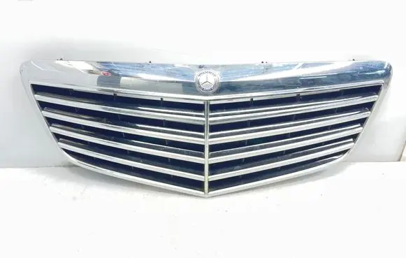 Mercedes-Benz E W211 Front grill A2118801783