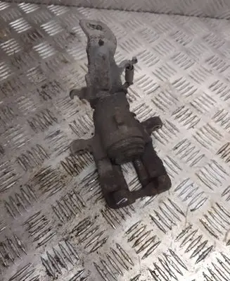 Nissan Almera N16 Rear brake caliper