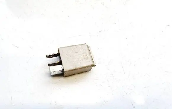 Volkswagen Caddy Other relay 1k0951253 449