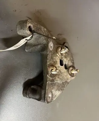 Volvo V40 Engine mounting bracket 30778783 326D15K