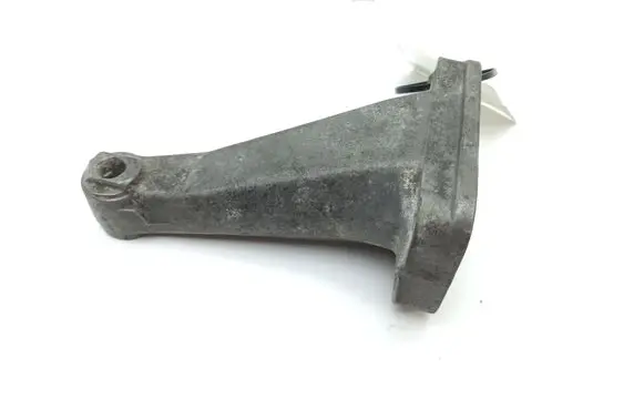 Mercedes-Benz COMPAKT W115 Engine mounting bracket 1152230504 200220R
