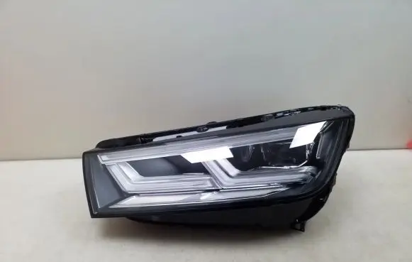 Audi Q5 SQ5 Headlight/headlamp 80A941035