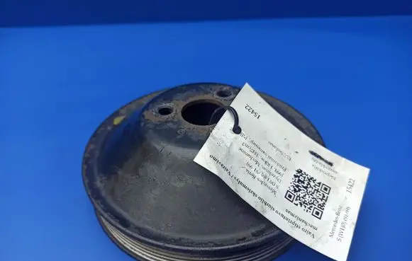 Mercedes-Benz S W140 Power steering pump pulley 2014600479
