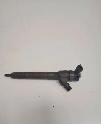 Nissan Qashqai Fuel injectors set 0445110546
