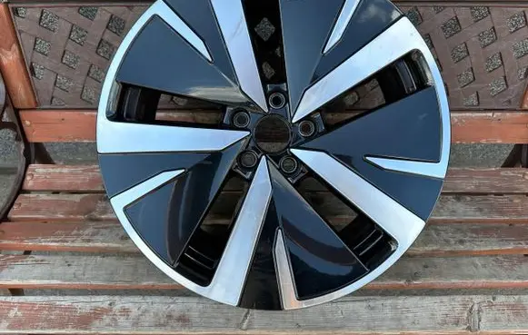 Volkswagen Tiguan R19 alloy rim 