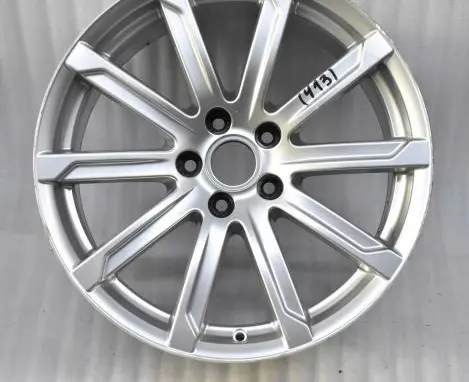 Audi TT TTS Mk2 R18 alloy rim 