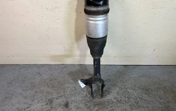 Jeep Grand Cherokee Air suspension front shock absorber P68364705AB