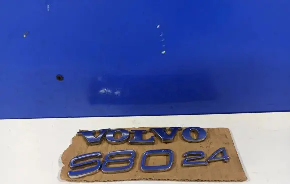 Volvo S80 Manufacturers badge/model letters 9203328 31333643