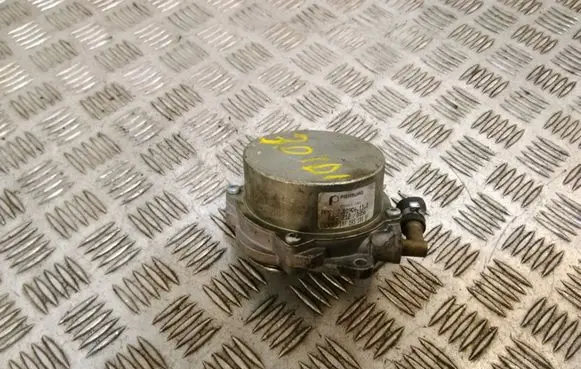Audi Q7 4L Vacuum pump 057145100AF