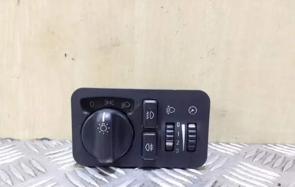 Light switch