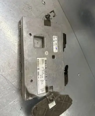 Audi A6 S6 C6 4F MMI control unit 4e0035729