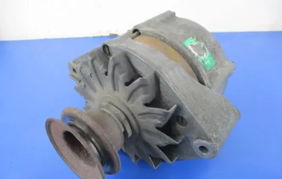 Volkswagen Golf I Generator/alternator