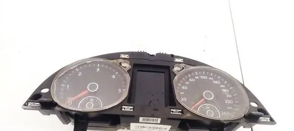 Volkswagen PASSAT B6 Speedometer (instrument cluster) 3C0920872B