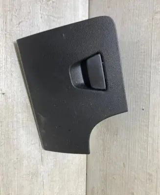 Glove box