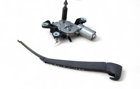 Volkswagen Golf Plus Rear window wiper motor 0390201809 5M0955711B