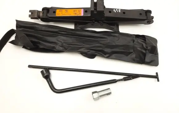 Infiniti JX35 L50 Tool set 995503KT1A