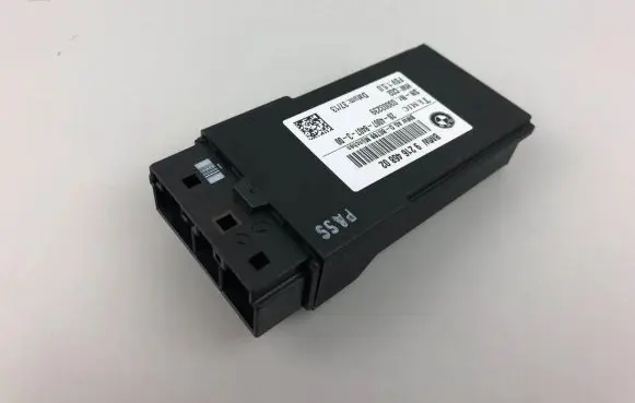 BMW 4 F32 F33 Seat heating relay 9216468